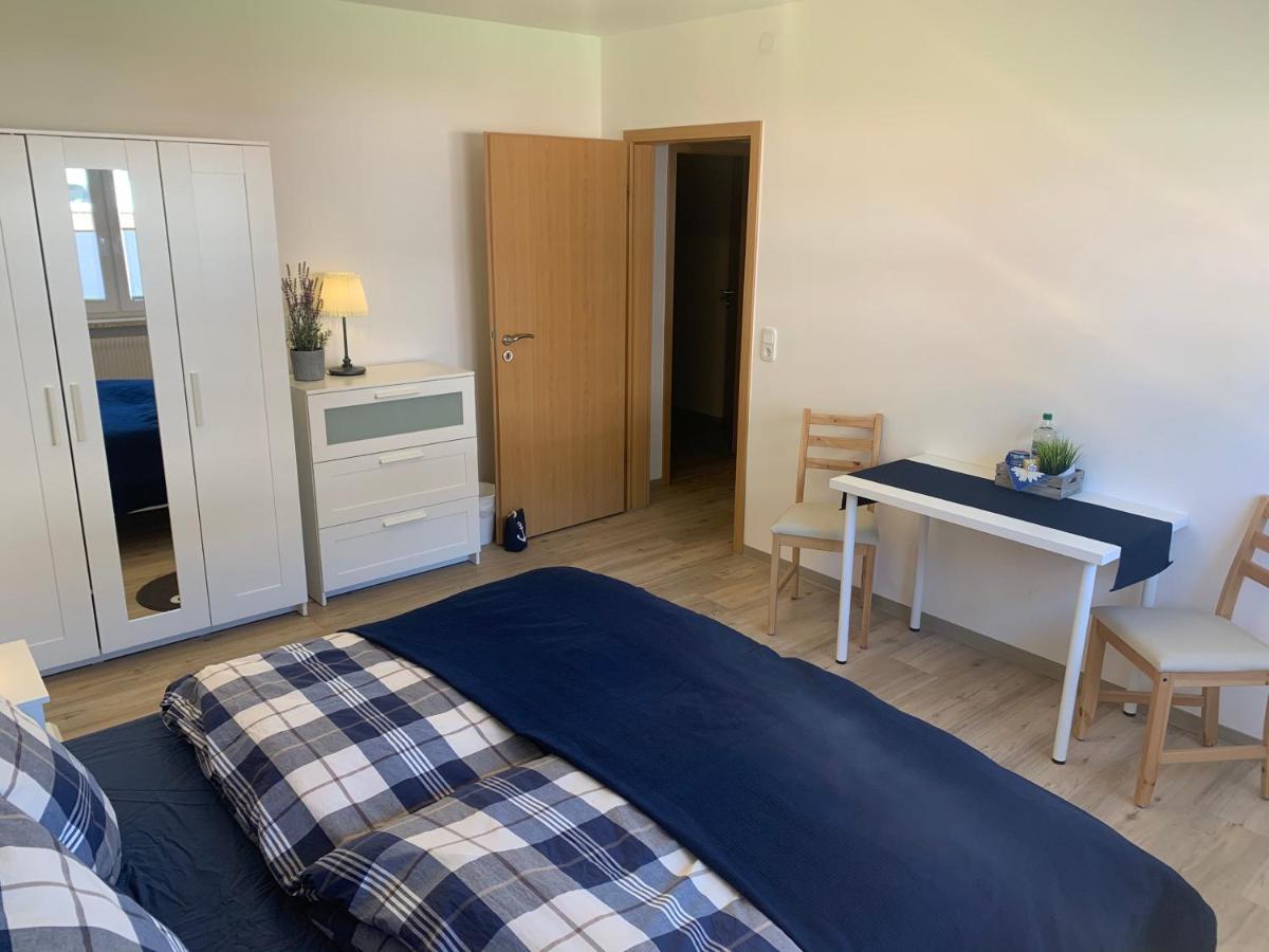 אמדן Ferienwohnung Wippsteert - 5 Sterne - Mit Balkon Und Pkw Stellplatz מראה חיצוני תמונה